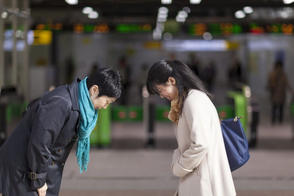 Saludo japonés, forma correcta segun etiqueta japonesa